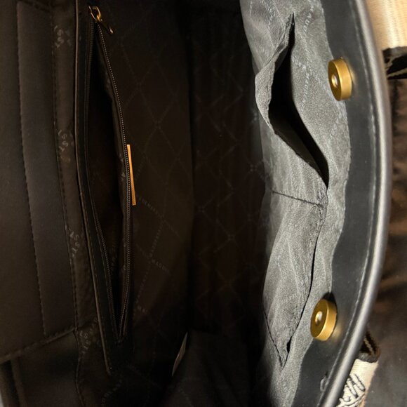 Steve Madden Bwebber convertible satchel crossbody tote bag in denim with pouch - Picture 10 of 12